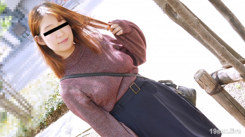 큰 가슴에서 피부의 섹스를 사랑하는 여자를 자주 받았습니다.