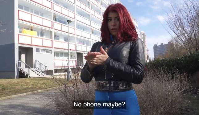 길을 잃은 영국인 미녀를 호텔로 초대