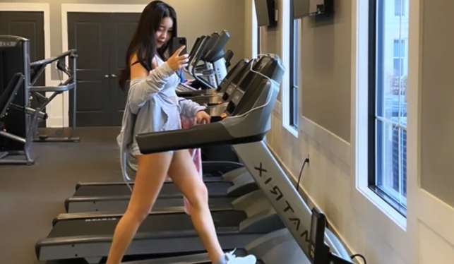 귀여움 발랄한 주경이 입보에 뒷꼬까지~